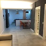 Novissimo 2 Quartos Na Quadra Da Praia